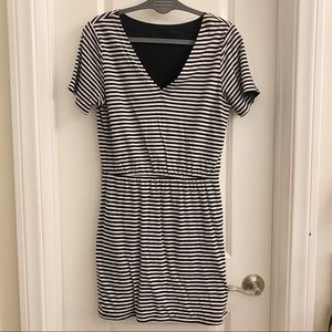 Reversible Kate Spade Saturday day dress: SMALL